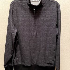 Travis Mathew quarter zip pullover size Medium